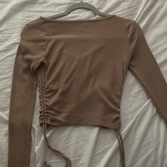 Hollister brown Button down long sleeve baby tee - Picture 2 of 2